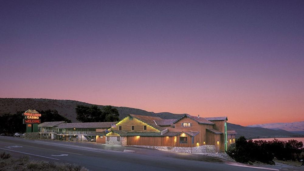Hotel Topaz *