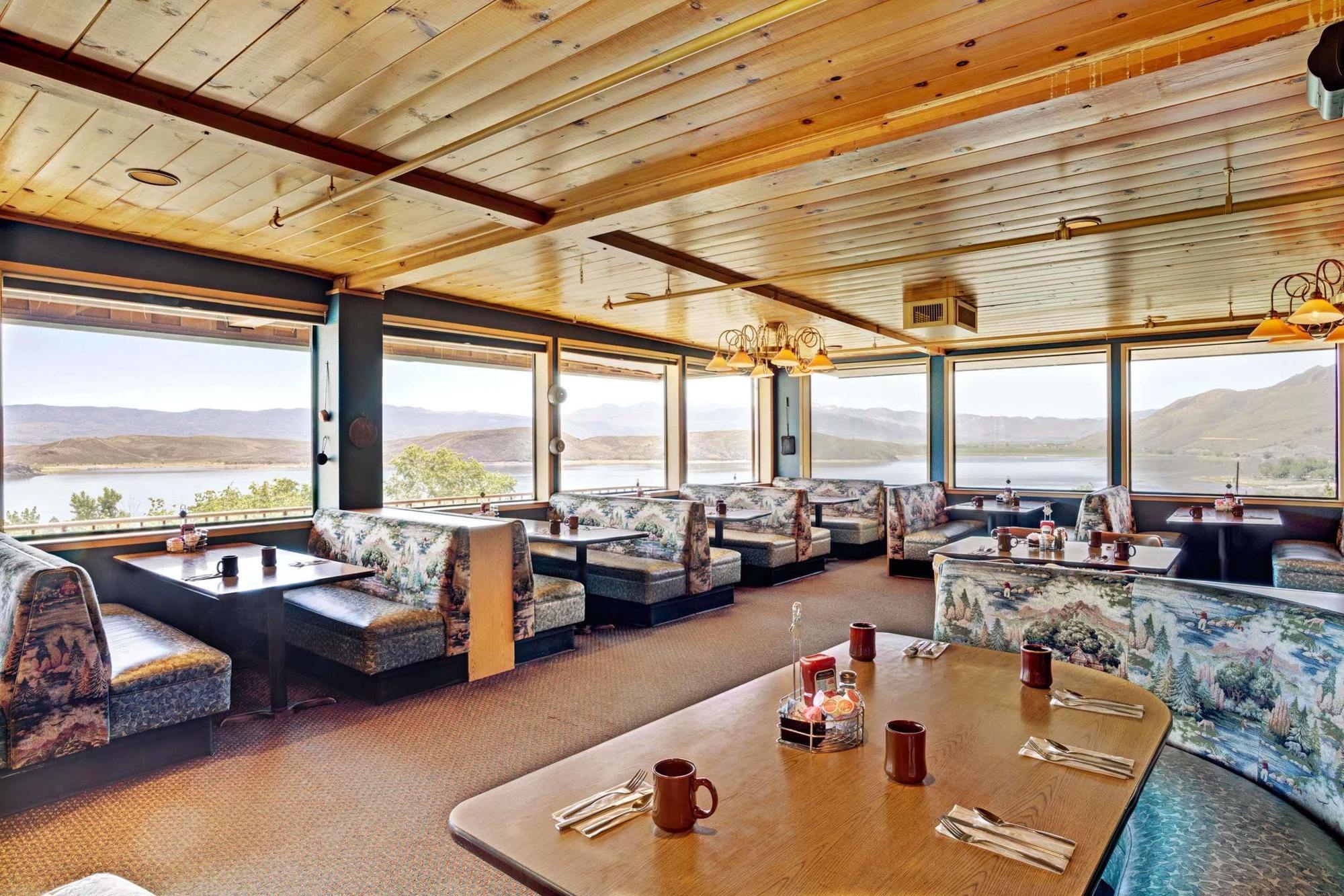 Topaz Hotel Topaz Lake