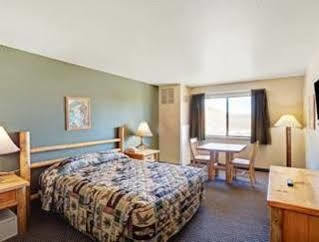 Topaz Hotel